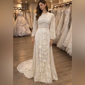 1970 Vintage Italian White long sleeve wedding Lace dress